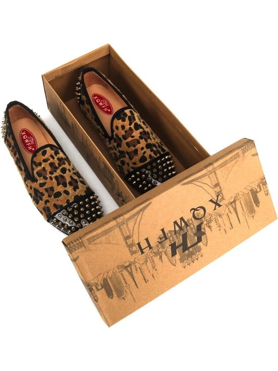 XQWFH Men Leopard Velvet Leather Loafer Embroidery Spiked Slip On Fashion Shoes